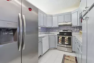 1102 Green Pine Blvd, West Palm Beach, FL 33409 - Photo 14