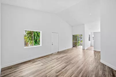 3795 Island Club Circle E #10, Lake Worth, FL 33462 - Photo 8