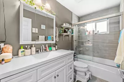 18 Winchmore Lane, Boynton Beach, FL 33426 - Photo 16