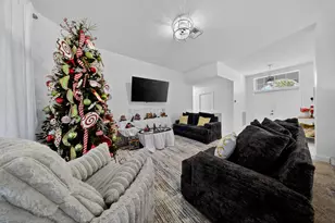 113 Egret Cir, Greenacres, FL 33413 - Photo 18