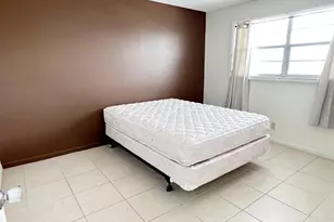 2601 NE 3rd Ct, Boynton Beach, FL 33435 - Photo 14