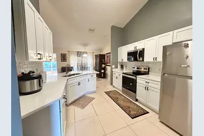 200 Dorado Avenue NE, Palm Bay, FL 32907 - Photo 2