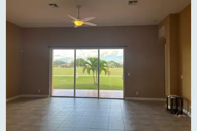 331 NW Somerset Circle, Port Saint Lucie, FL 34983 - Photo 4