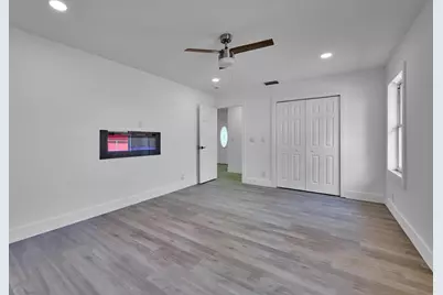 1549 W 19th Street, Riviera Beach, FL 33404 - Photo 34