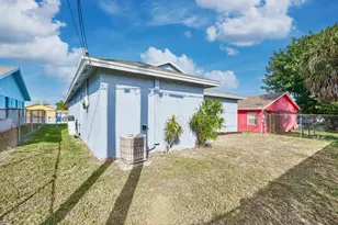 1549 W 19th St, Riviera Beach, FL 33404 - Photo 10