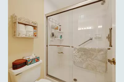 2540 SE Tropical East Circle E, Port Saint Lucie, FL 34952 - Photo 18