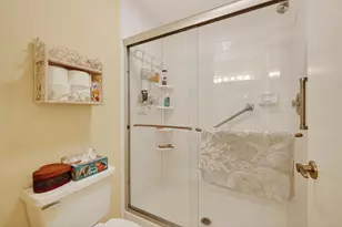 2540 SE Tropical East Circle E, Port Saint Lucie, FL 34952 - Photo 18