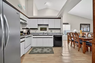 2540 SE Tropical East Circle E, Port Saint Lucie, FL 34952 - Photo 10