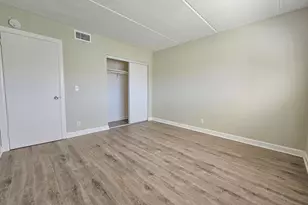 1501 Crescent Cir, Lake Park, FL 33403 - Photo 6