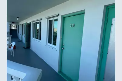 2381 Sunset Avenue #216, Lake Worth, FL 33461 - Photo 4