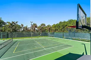 5280 N Ocean Dr, Singer Island, FL 33404 - Photo 50