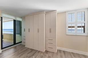 5280 N Ocean Dr, Singer Island, FL 33404 - Photo 32