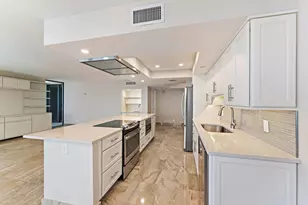 5280 N Ocean Dr, Singer Island, FL 33404 - Photo 22