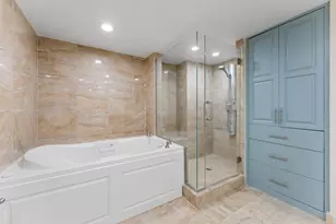 5280 N Ocean Dr, Singer Island, FL 33404 - Photo 36