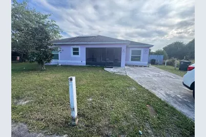 812 N 21st Street, Fort Pierce, FL 34950 - Photo 1