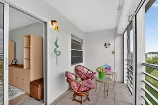 4008 Hythe A, Boca Raton, FL 33434 - Photo 22