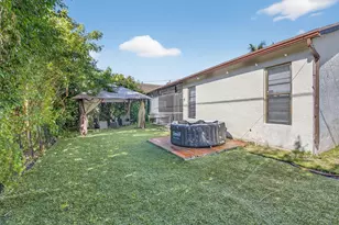 9074 Chatsworth Cascades, Boca Raton, FL 33434 - Photo 34