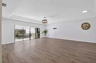 9074 Chatsworth Cascades, Boca Raton, FL 33434 - Photo 4