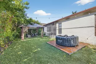 9074 Chatsworth Cascades, Boca Raton, FL 33434 - Photo 32