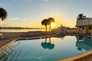 126 Lakeshore Dr, North Palm Beach, FL 33408 - Photo 4