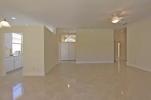 252 Sussex Cir, Jupiter, FL 33458 - Photo 8
