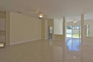 252 Sussex Cir, Jupiter, FL 33458 - Photo 4