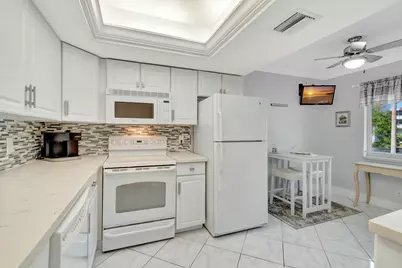 14823 Cumberland Drive #202 Bldg M, Delray Beach, FL 33446 - Photo 4