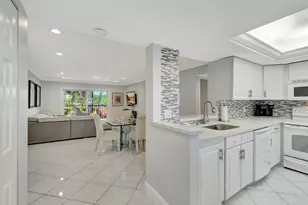 14823 Cumberland Dr, Delray Beach, FL 33446 - Photo 2