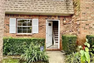 413 N Cypress Dr, Tequesta, FL 33469 - Photo 1