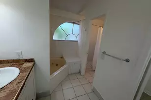 3780 Amalfi Dr, Hollywood, FL 33021 - Photo 46
