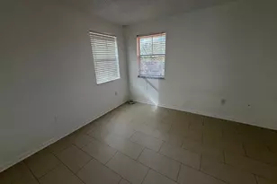 3780 Amalfi Dr, Hollywood, FL 33021 - Photo 36