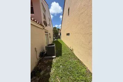 3780 Amalfi Drive #3780, Hollywood, FL 33021 - Photo 72
