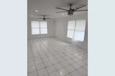 1334 N Mangonia Drive Drive, West Palm Beach, FL 33401 - Photo 4