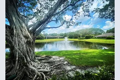 2107 Wightman Drive, Wellington, FL 33414 - Photo 16