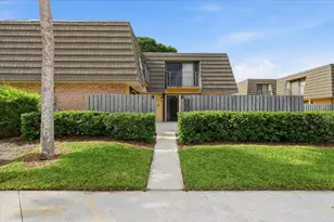 712 7th Way, West Palm Beach, FL 33407 - Photo 2