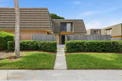 712 7th Way, West Palm Beach, FL 33407 - Photo 2