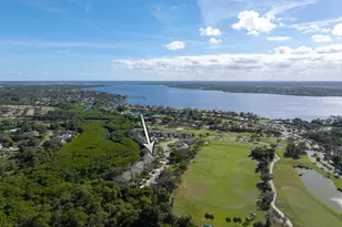 1571 SE Prestwick Ln, Port Saint Lucie, FL 34952 - Photo 2