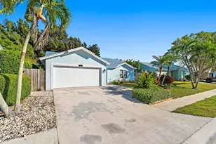 162 Greentree Cir, Jupiter, FL 33458 - Photo 42