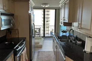 4200 N Ocean Dr, Singer Island, FL 33404 - Photo 8