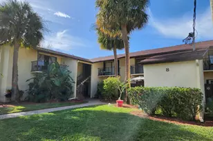 2050 Oleander Blvd, Fort Pierce, FL 34950 - Photo 1
