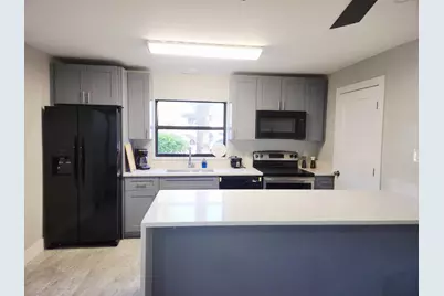 2050 Oleander Boulevard #8-109, Fort Pierce, FL 34950 - Photo 4