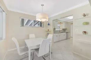 3792 NE 19th Ave, Oakland Park, FL 33308 - Photo 16