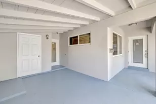 3792 NE 19th Ave, Oakland Park, FL 33308 - Photo 12