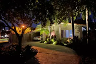 3792 NE 19th Ave, Oakland Park, FL 33308 - Photo 56