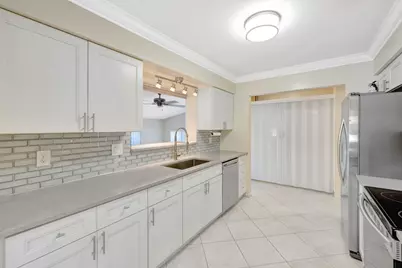 3792 NE 19th Avenue, Oakland Park, FL 33308 - Photo 20