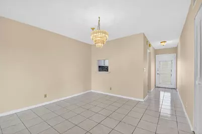 201 Oxford 600, West Palm Beach, FL 33417 - Photo 4