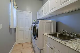 1621 W Sandpointe Pl, Vero Beach, FL 32963 - Photo 52