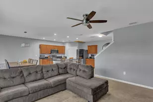 1615 Lexington Square SW, Vero Beach, FL 32962 - Photo 4