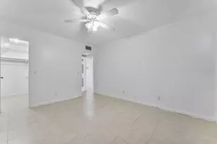 877 Flanders S, Delray Beach, FL 33484 - Photo 24