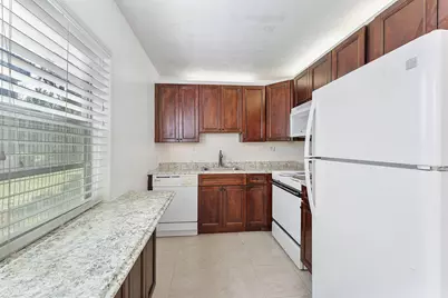 877 Flanders S, Delray Beach, FL 33484 - Photo 14